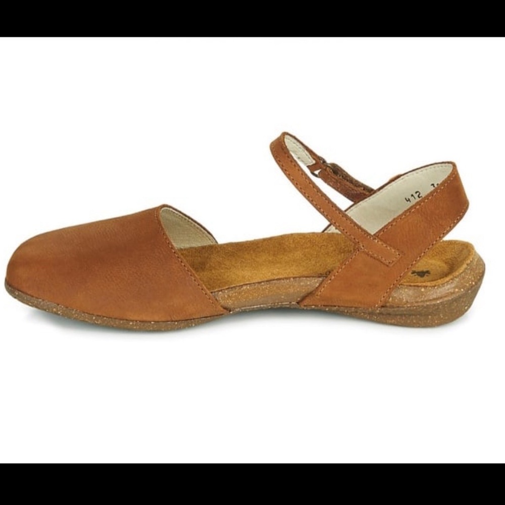 El Naturalista Wakatua N412 Wood Size 39 (8-8.5) Closed Toe Leather Flat Sandal